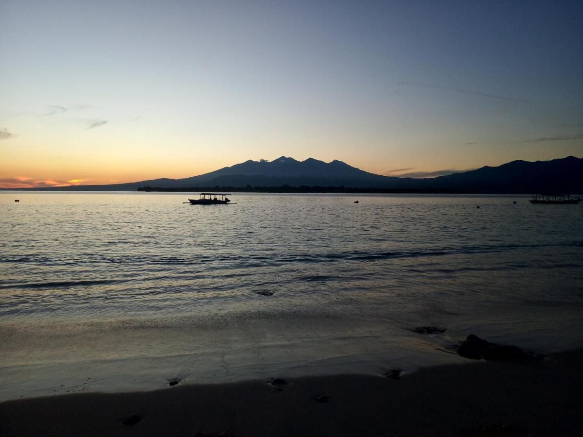 Cnunk Bungalow Ilhas Gili Exterior foto